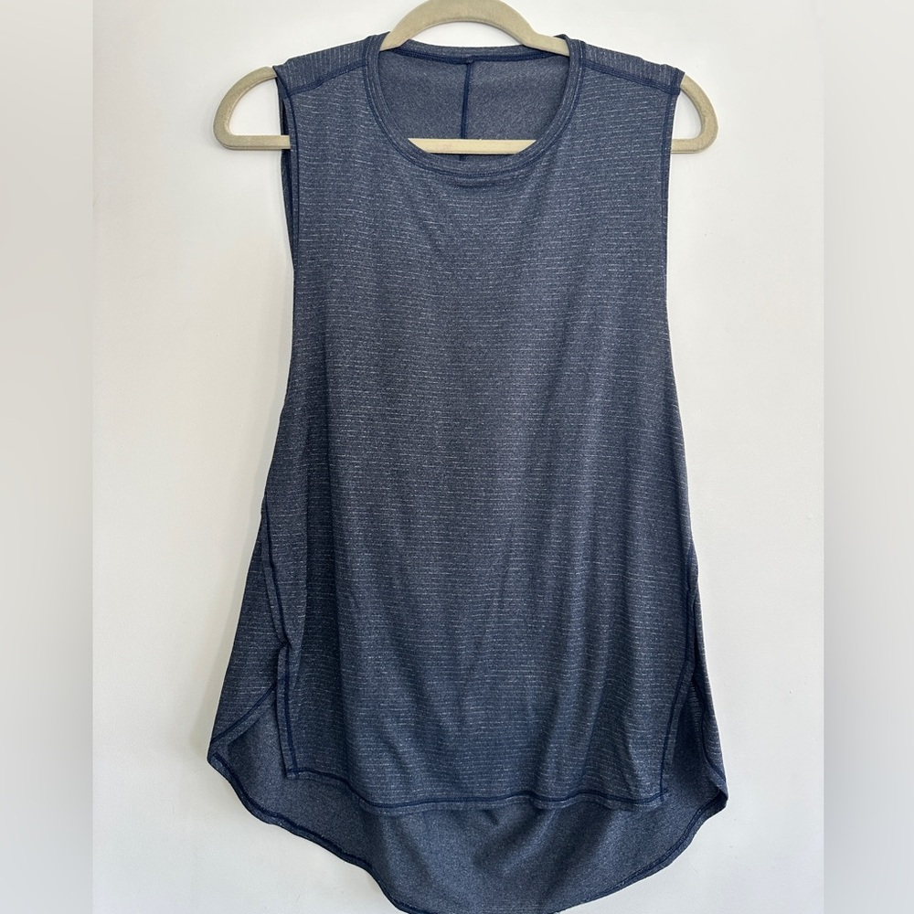 LULULEMON STRIPED MUSCLE TEE